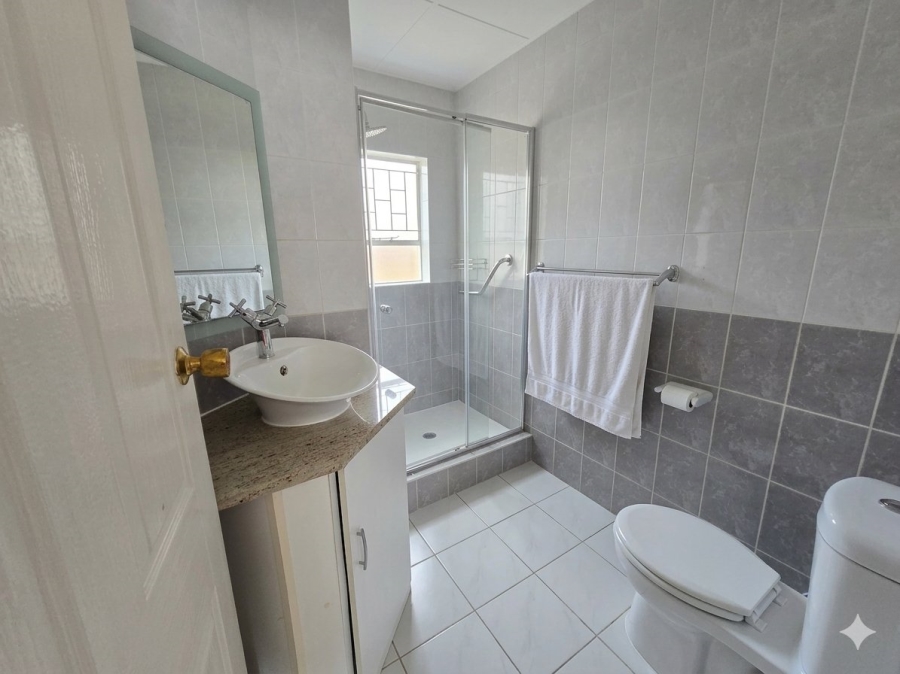 3 Bedroom Property for Sale in Pentagon Park Free State
